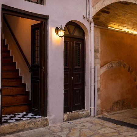 Sundial Lodge Χανιά Εξωτερικό φωτογραφία