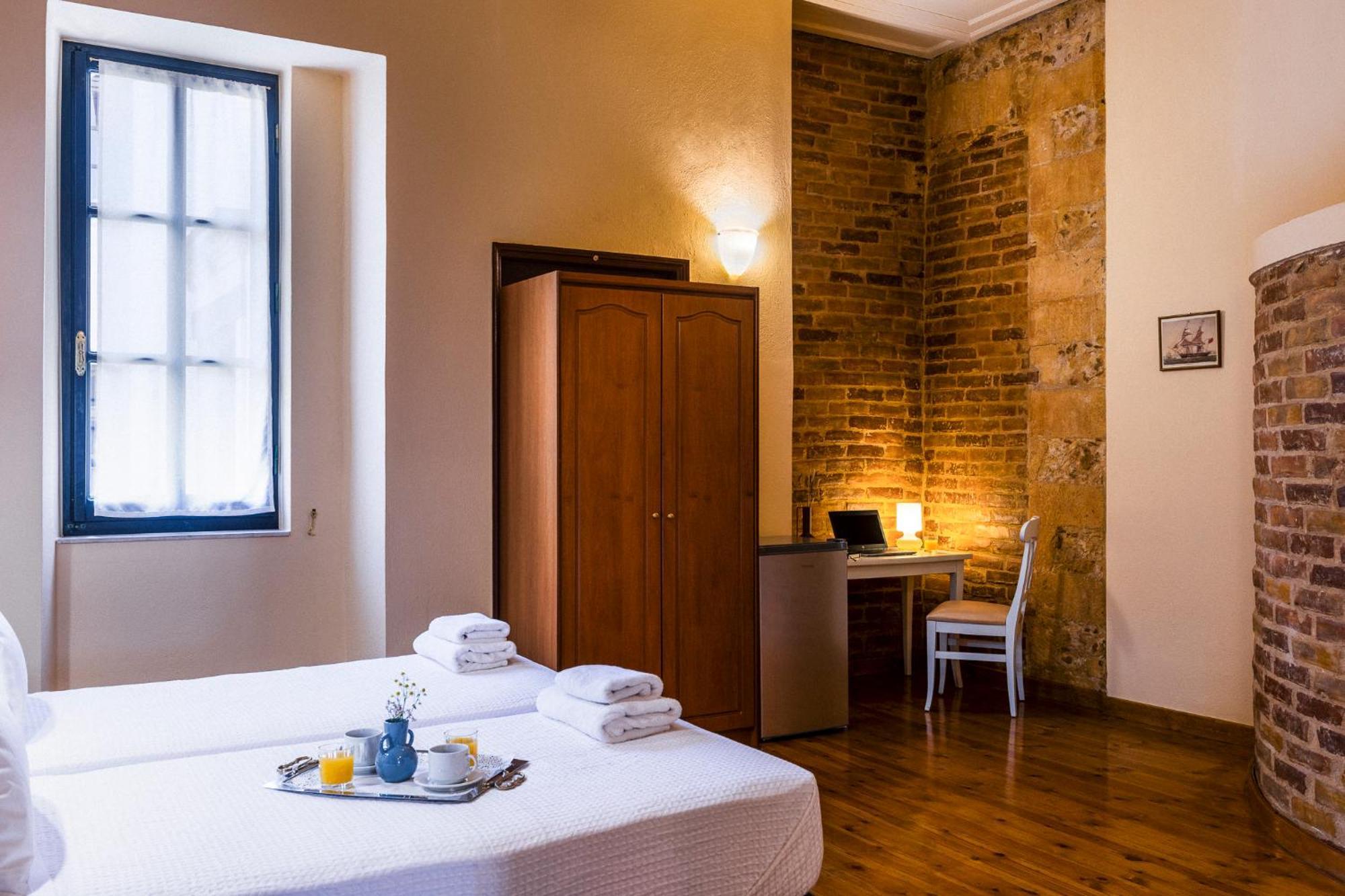 Sundial Lodge Χανιά Εξωτερικό φωτογραφία