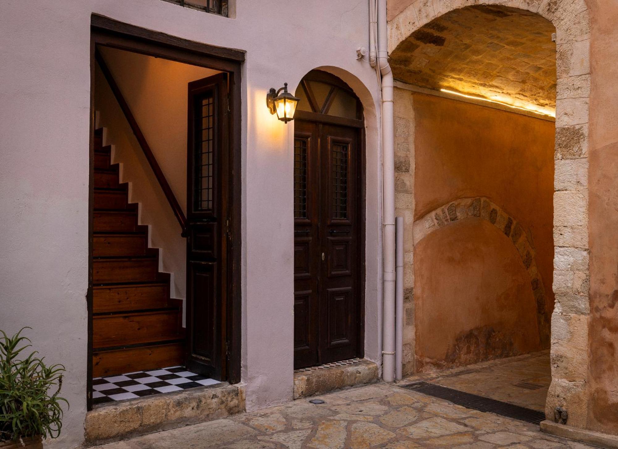 Sundial Lodge Χανιά Εξωτερικό φωτογραφία